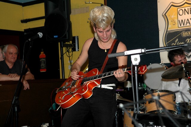 min 2006 11 17 one way 177